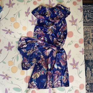 She+Sky small Maxi dress